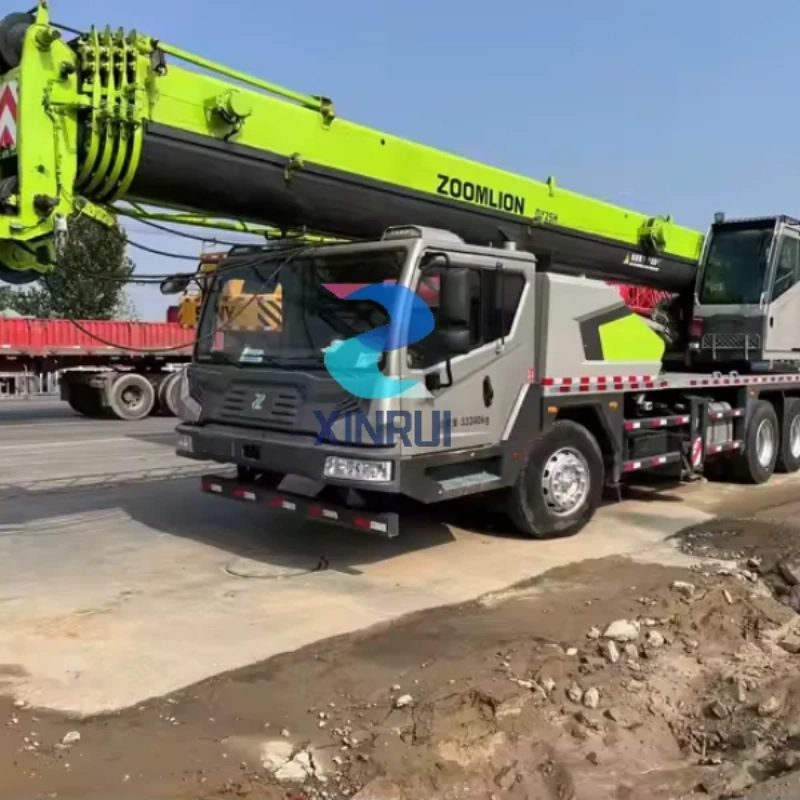 Four-wheel Crane Truck Cranes 25Ton Zoomlion